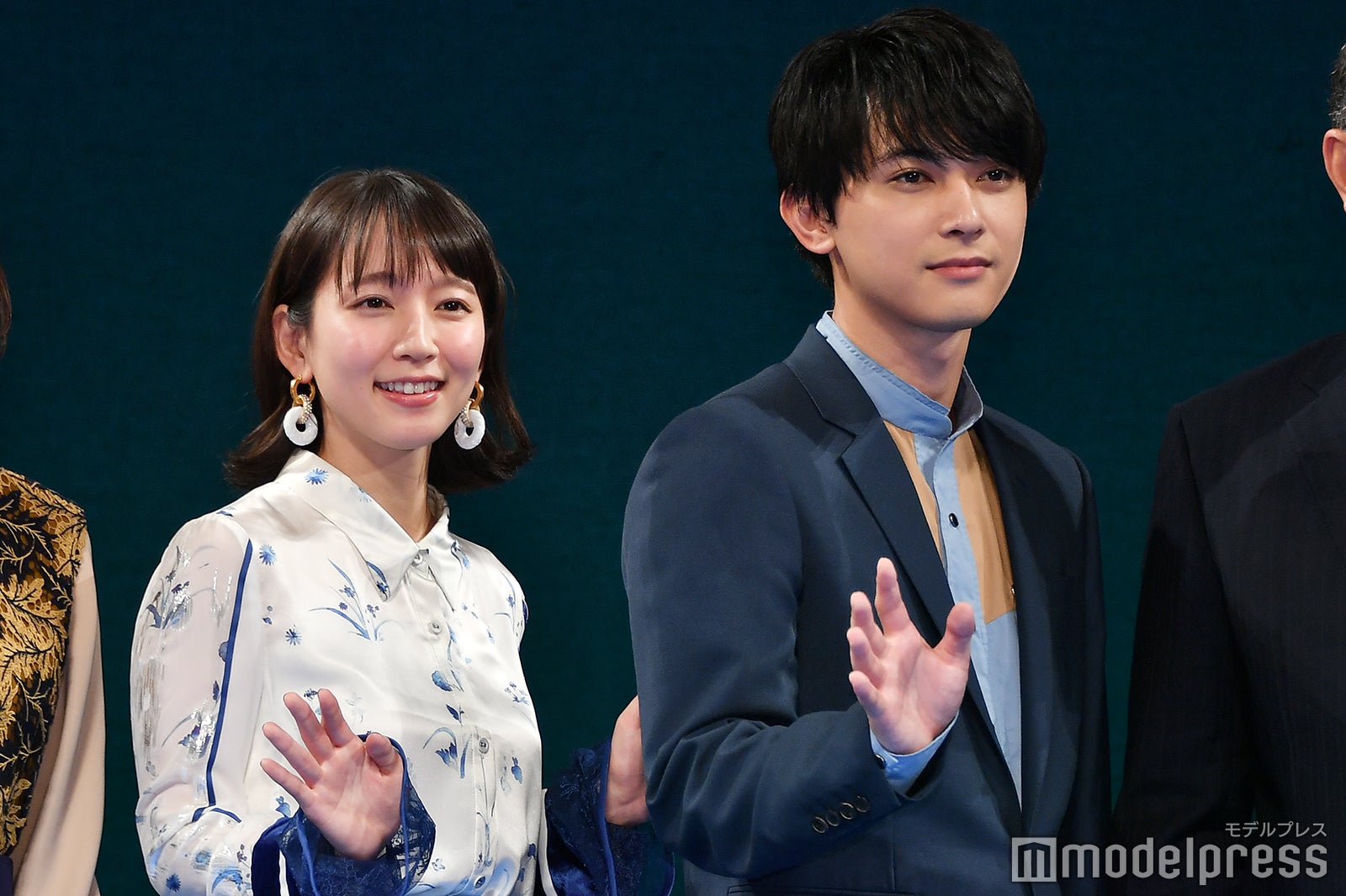 （左から）吉岡里帆、吉沢亮 （C）モデルプレス