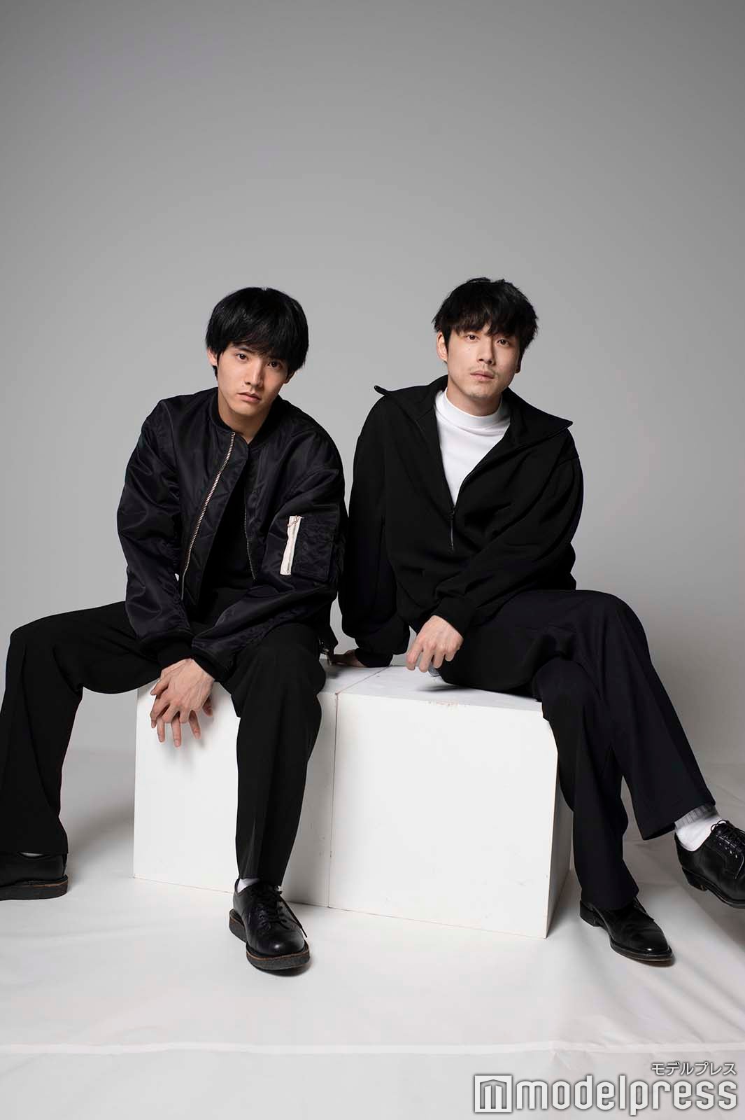 坂口健太郎　赤楚衛二　アクスタ 赤楚衛二＆坂口健太郎「ヒル」インタビュー＞デビューから見てき