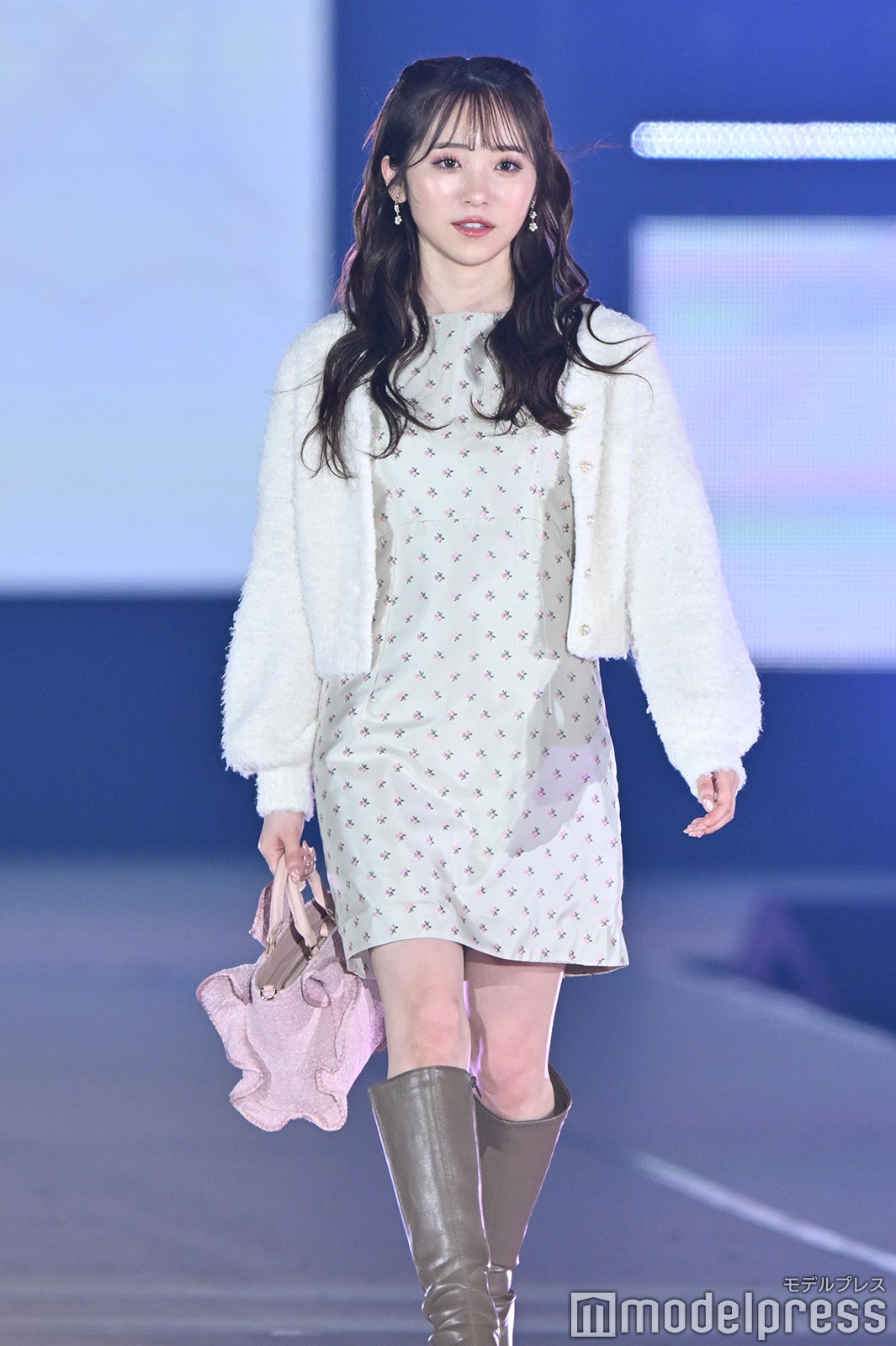 （C）モデルプレス