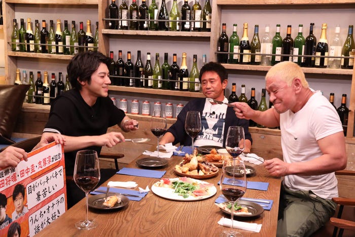 山田裕貴、浜田雅功、松本人志(C)フジテレビ