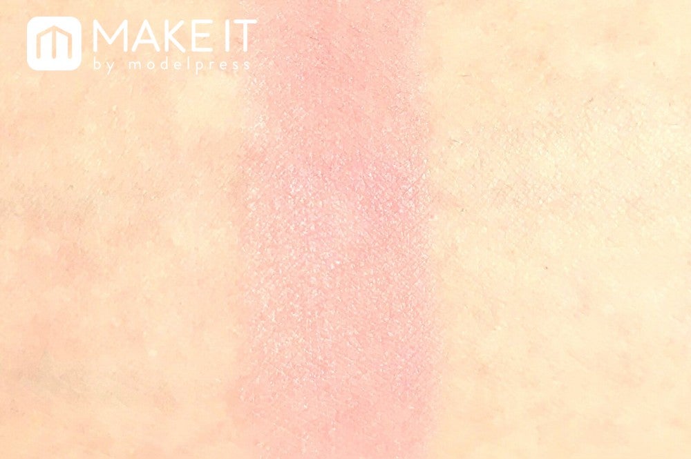 ジルスチュアート／ルースブラッシュ／01 cotton candy (C)メイクイット