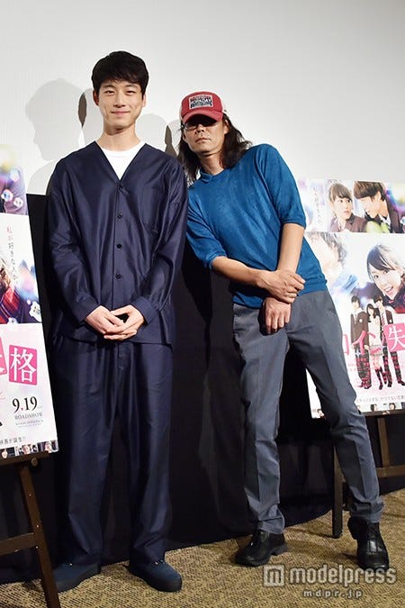 坂口健太郎、英勉監督