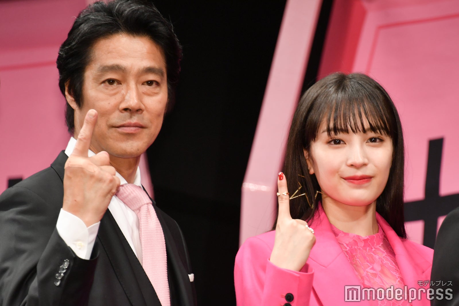 堤真一、広瀬すず （C）モデルプレス