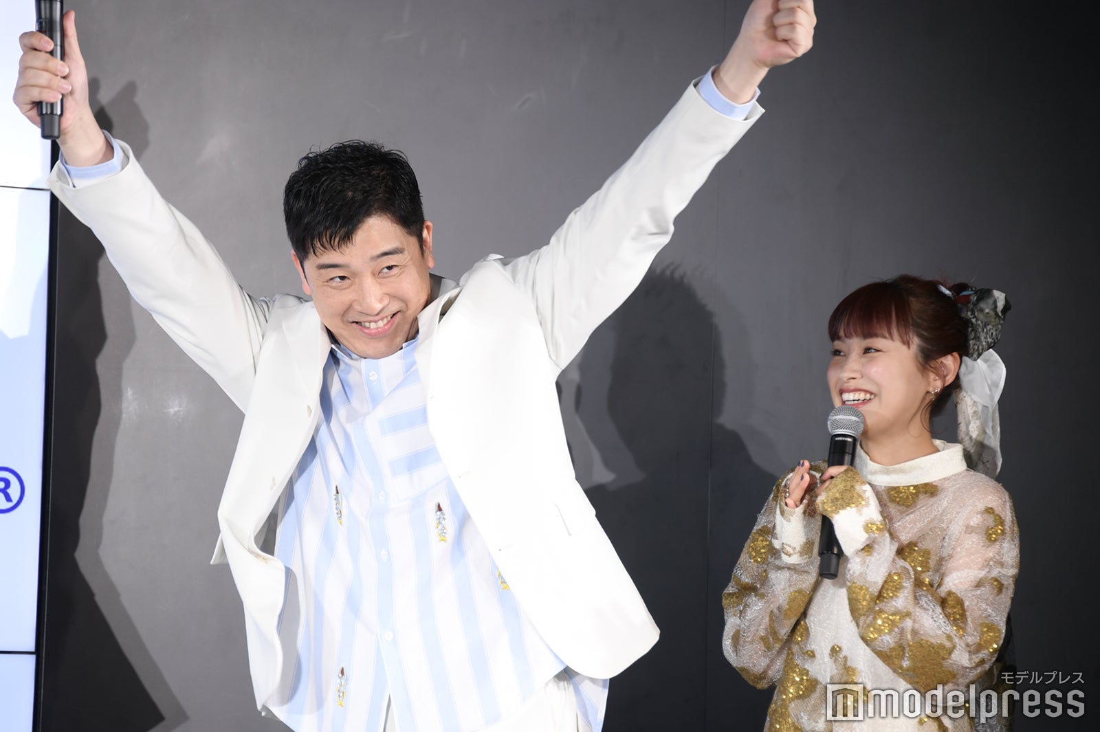 あべこうじ、高橋愛（C）モデルプレス