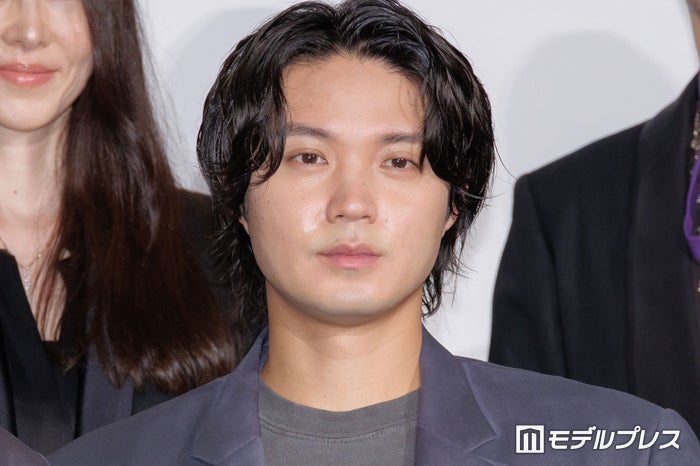 磯村勇斗、共演者に現場で「愛の告白」【若き見知らぬ者たち】