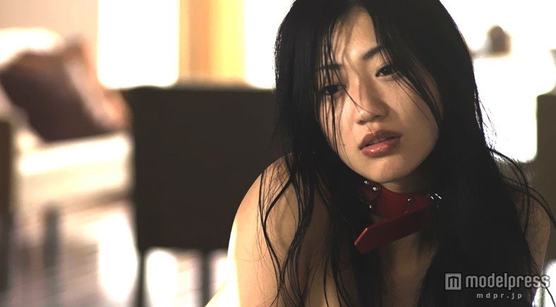 映画「私の奴隷になりなさい」（C）2012角川書店