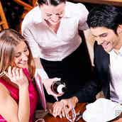 花咲舞 財前直見と上川隆也の共演が話題 お水の花道 再現に 最高のキャスティング モデルプレス 花咲舞 財前直見と上川隆也の共演が話題 お水の花道 再現に 最高のキャスティング モデルプレス