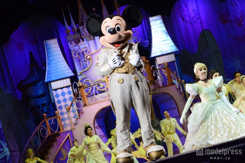 「ディズニー・オン・アイス」ミッキー