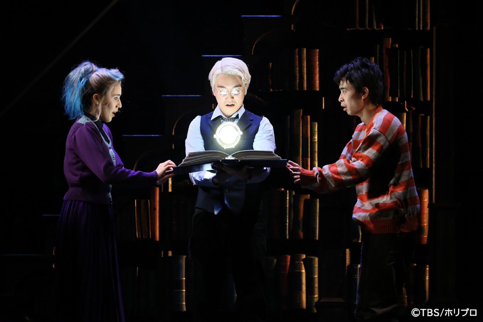 舞台『ハリー・ポッターと呪いの子』より（提供写真）