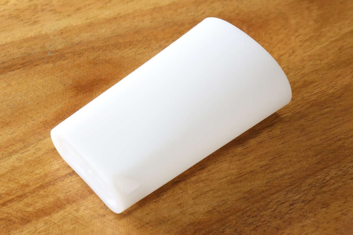 ダイソーの携帯しやすいスリムコップ