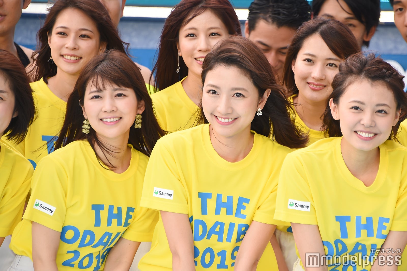 （前列左から）竹内友佳、三田友梨佳、宮澤智（後列左から）鈴木唯、堤礼実、永尾亜子 （C）モデルプレス