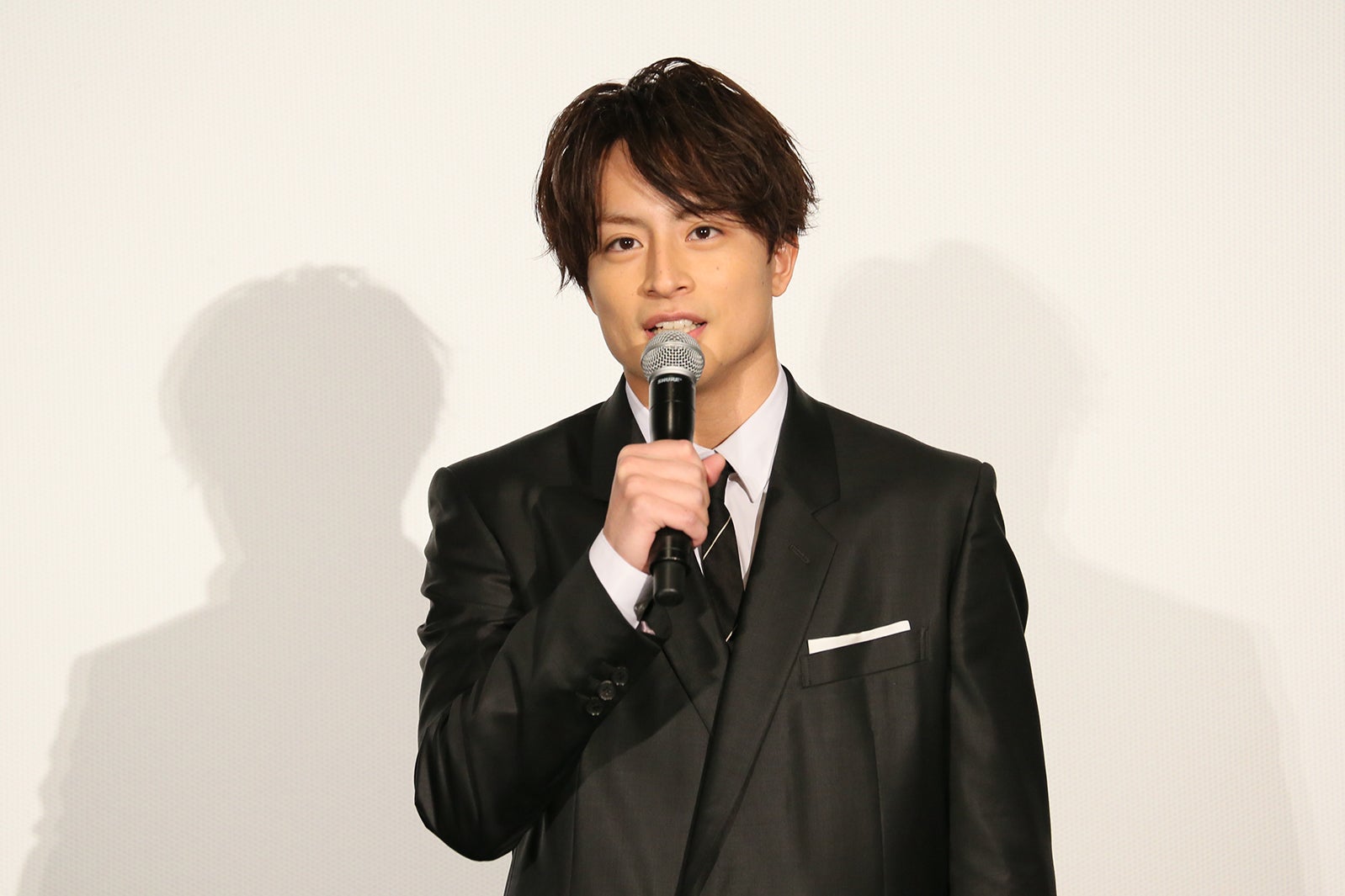 EXILE白濱亜嵐、10兆円あったら何に使いたい？地元思いな提案＜コンフィデンスマンJP プリンセス編＞