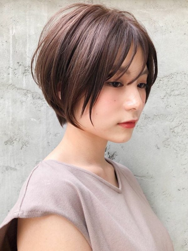 40代だから似合うアッシュベージュの髪色って 綺麗な髪に見せる魅力的なヘアカラー モデルプレス