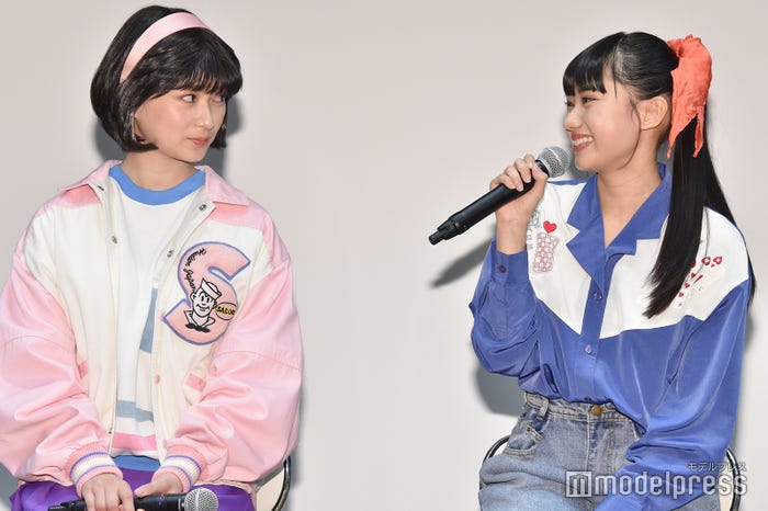 鈴木絢音、黒崎レイナ(C)モデルプレス