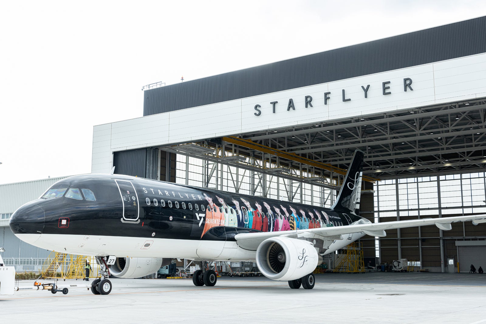 SEVENTEEN 'FOLLOW' THE CITY JET（C）HYBE JAPAN