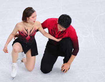 “りくりゅう”はまさかのSP5位発進「なんでああなっちゃったかわからない」木原ぼう然、得意のリフトで乱れる痛恨ミス 演技後うなだれ10秒動けずも日本初メダルへフリー巻き返し誓う「まだ試合は終わってない」