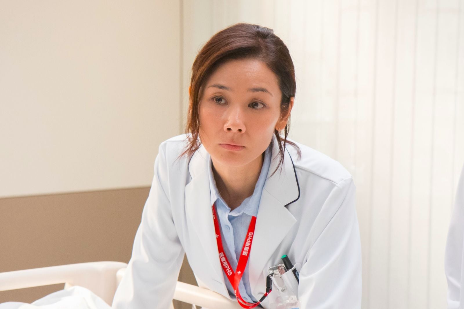 吉田羊主演 関西テレビ・フジテレビ系新ドラマ『メディカルチーム レディ・ダ・ヴィンチの診断』／画像提供：関西テレビ