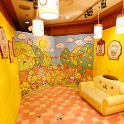 にこにこプリンルーム(写真のミニプラント) 場所:ピューロビレッジ1F(C)2024 SANRIO CO.,LTD.TOKYO,JAPAN 著作 株式会社サンリオ