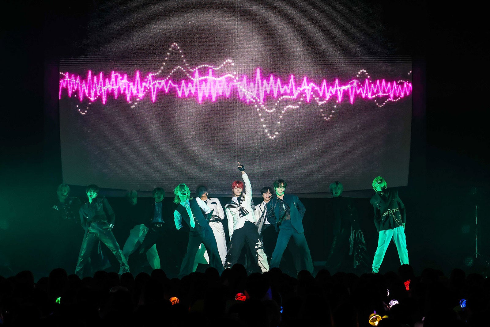 INI（C）LAPONE Entertainment