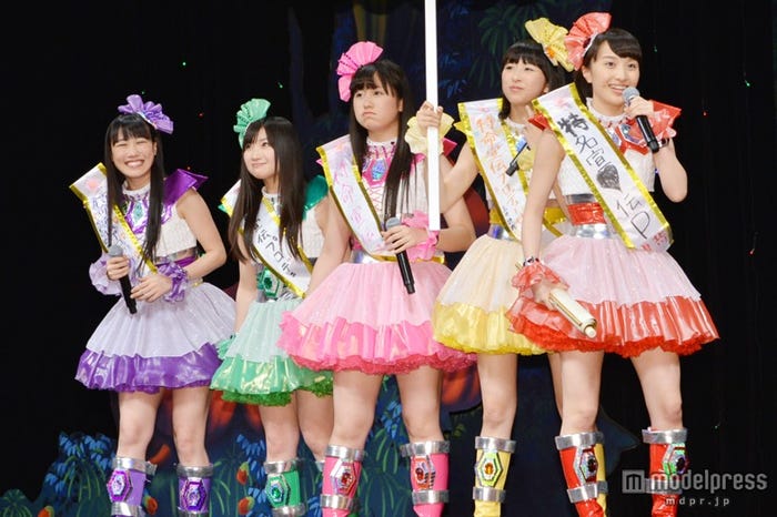 ももいろクローバーZ