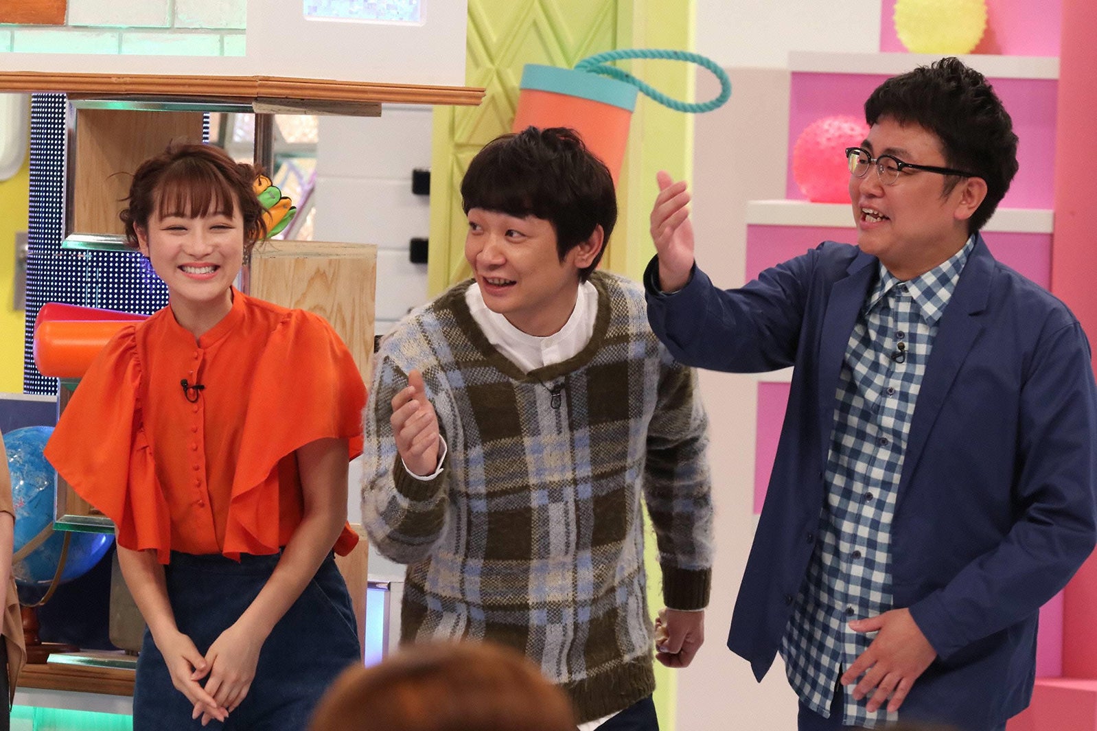 （左から）YOU、銀シャリ（C）フジテレビ