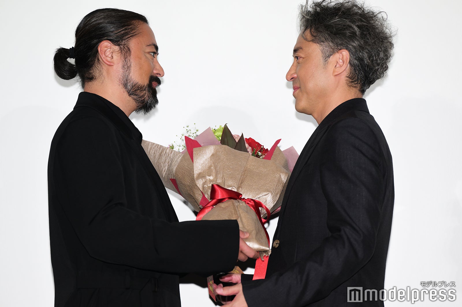 山田孝之、ムロツヨシ（C）モデルプレス