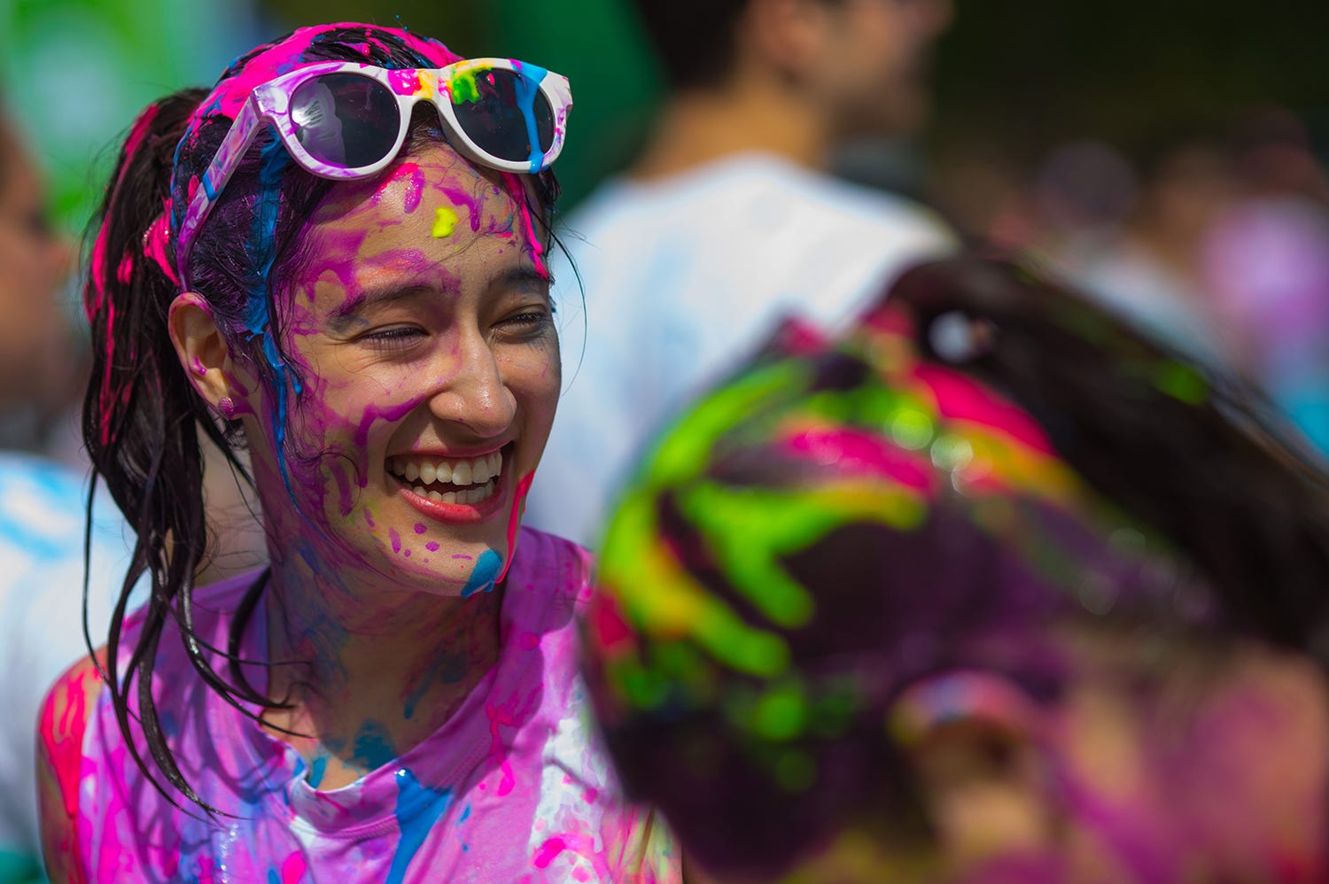 「Color Me Rad」2016年は最強カラージェル登場!ビビッド&カラフルな色まみれに