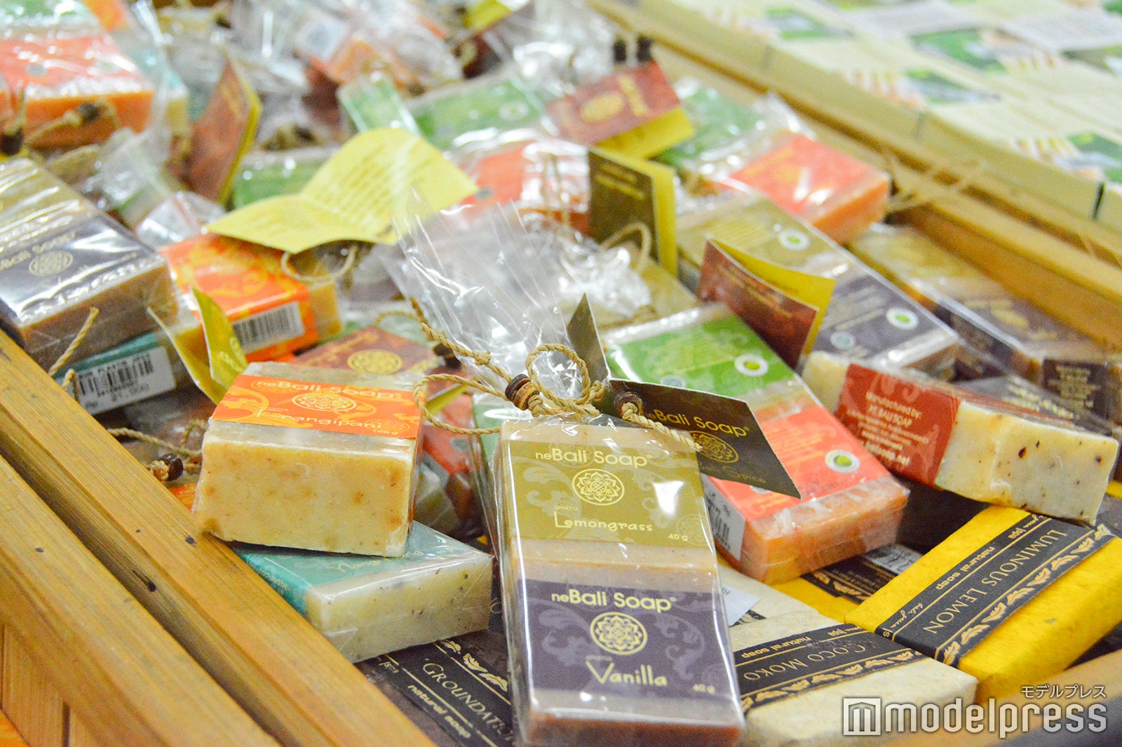 クリシュナ／バリ島っぽいお土産も1つ100円以下（C）モデルプレス