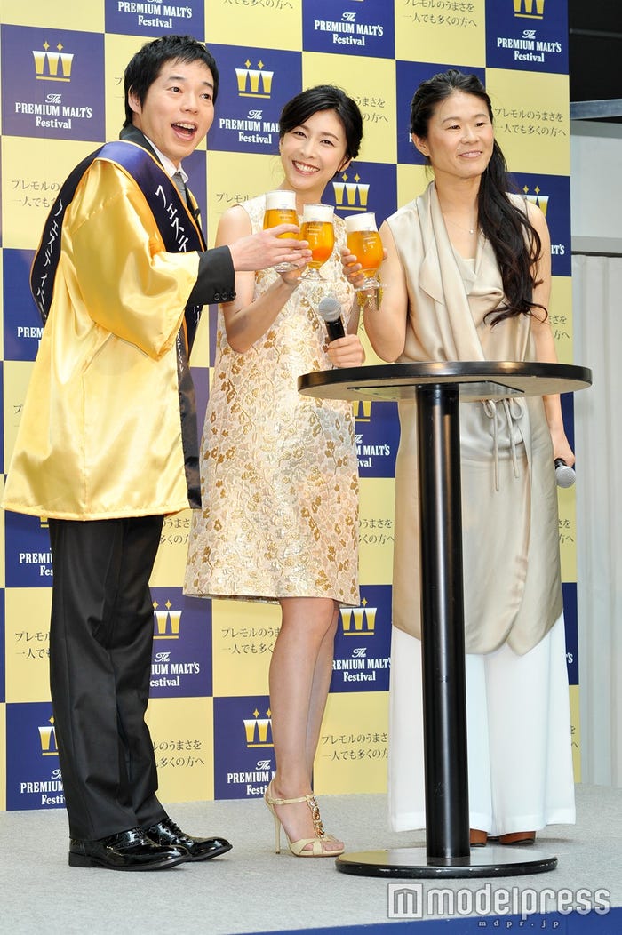 (左から)今田耕司、竹内結子、澤穂希(C)モデルプレス