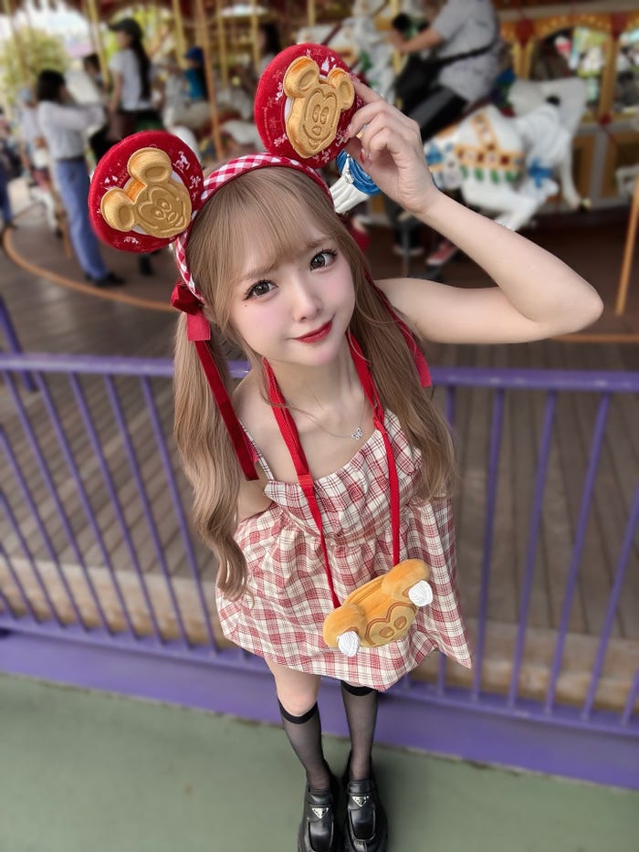 「華灯」しほInstagramより