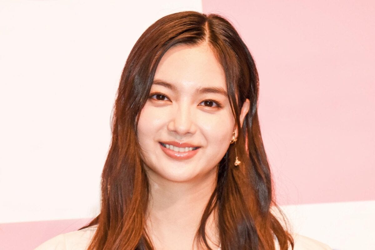 新川優愛