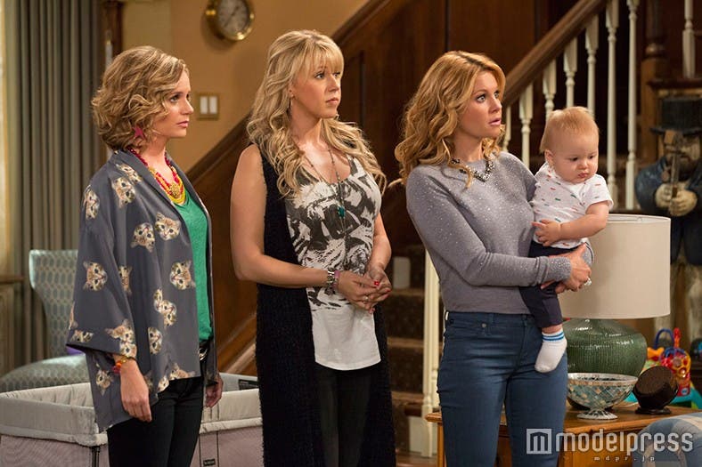 (左から)キミ-、ステファニー、D.J./女3人の子育て奮闘記