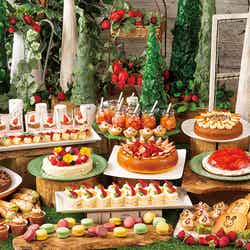 ストロベリースイーツブッフェ with シルバニアファミリー(C)EPOCH