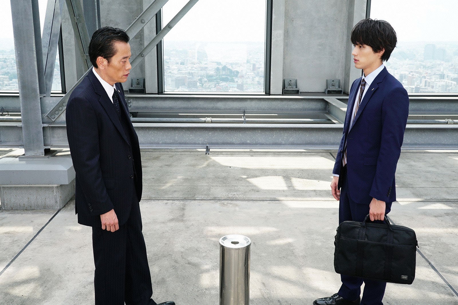 遠藤憲一、福士蒼汰／「愛してたって、秘密はある。」第9話より（画像提供：日本テレビ）