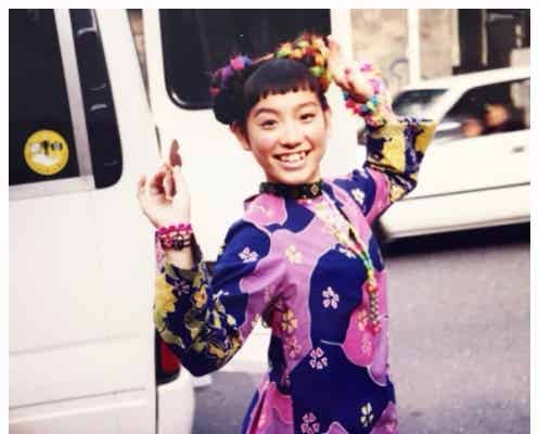 篠原ともえ、18歳の“シノラー”公開に反響「元気出る」「私の青春」