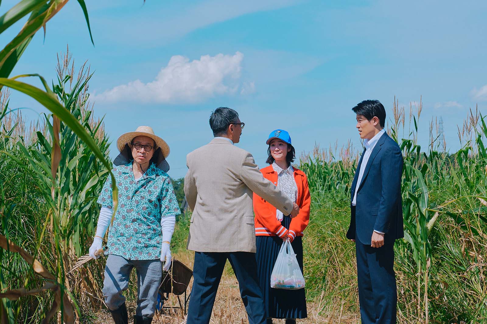 小日向文世、黒木華、鈴木亮平（C）TBSスパークル／TBS 撮影：Len
