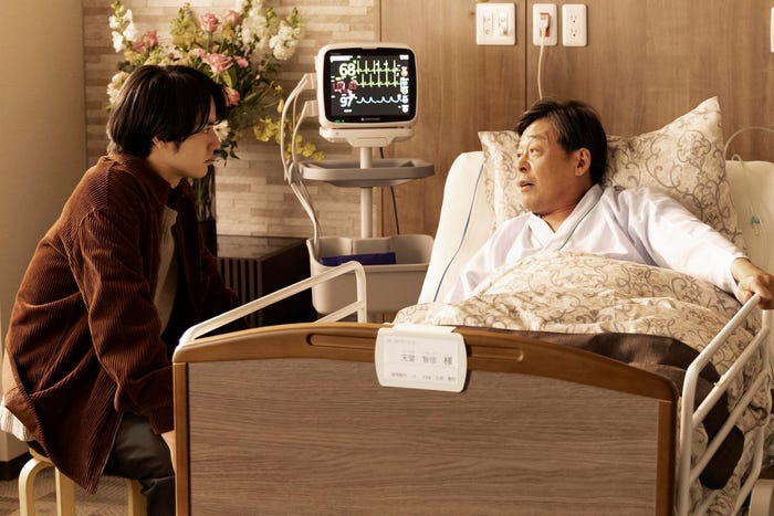 赤楚衛二、光石研「Re:リベンジ-欲望の果てに-」第1話より(C)フジテレビ