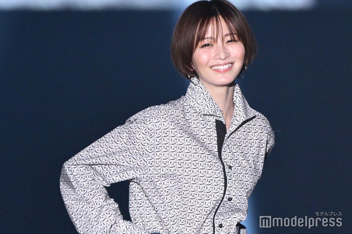 岡崎紗絵(C)モデルプレス