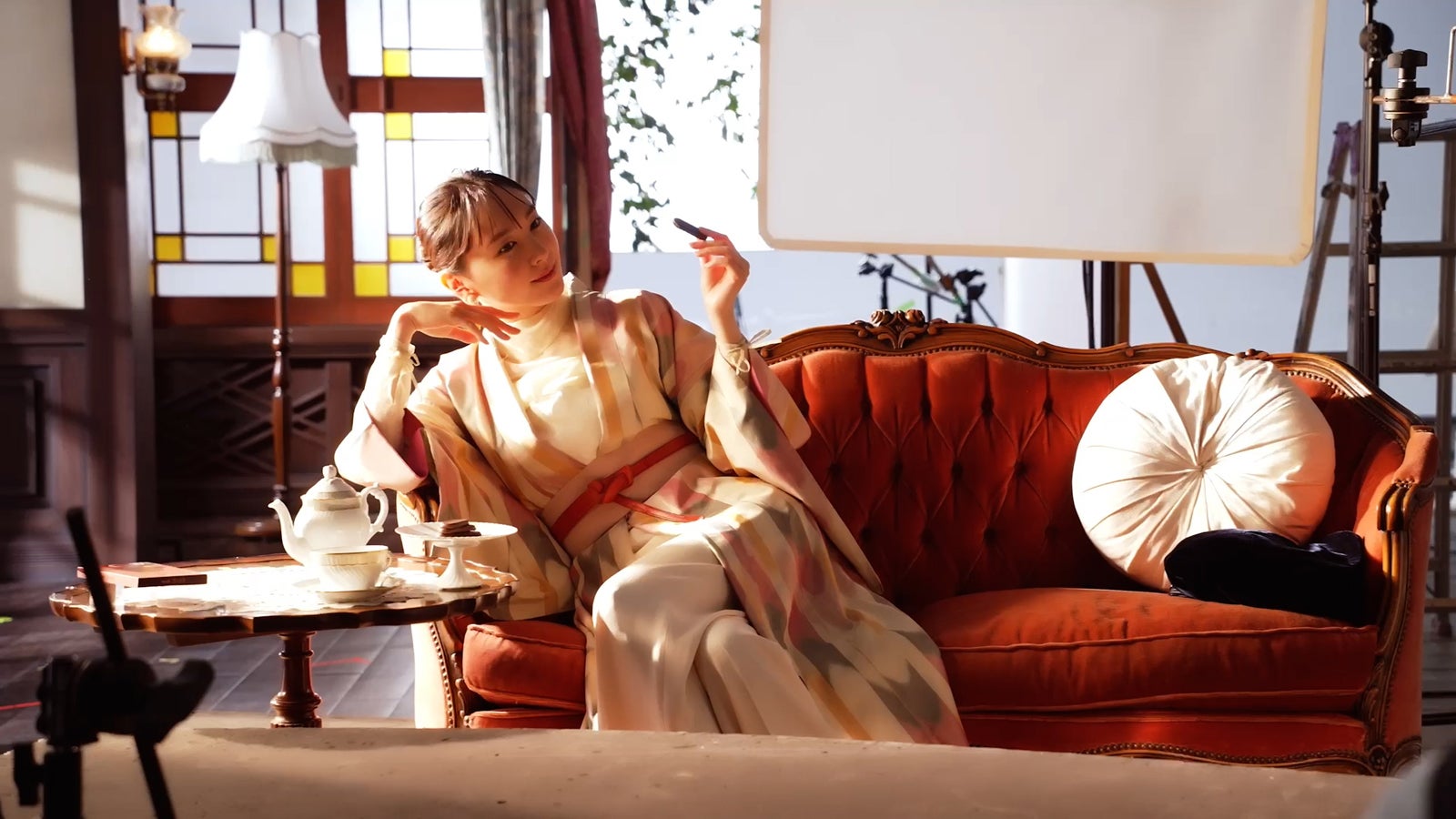 新垣結衣／新TVCM「生のときはじめまして」篇メイキングカット（提供写真）