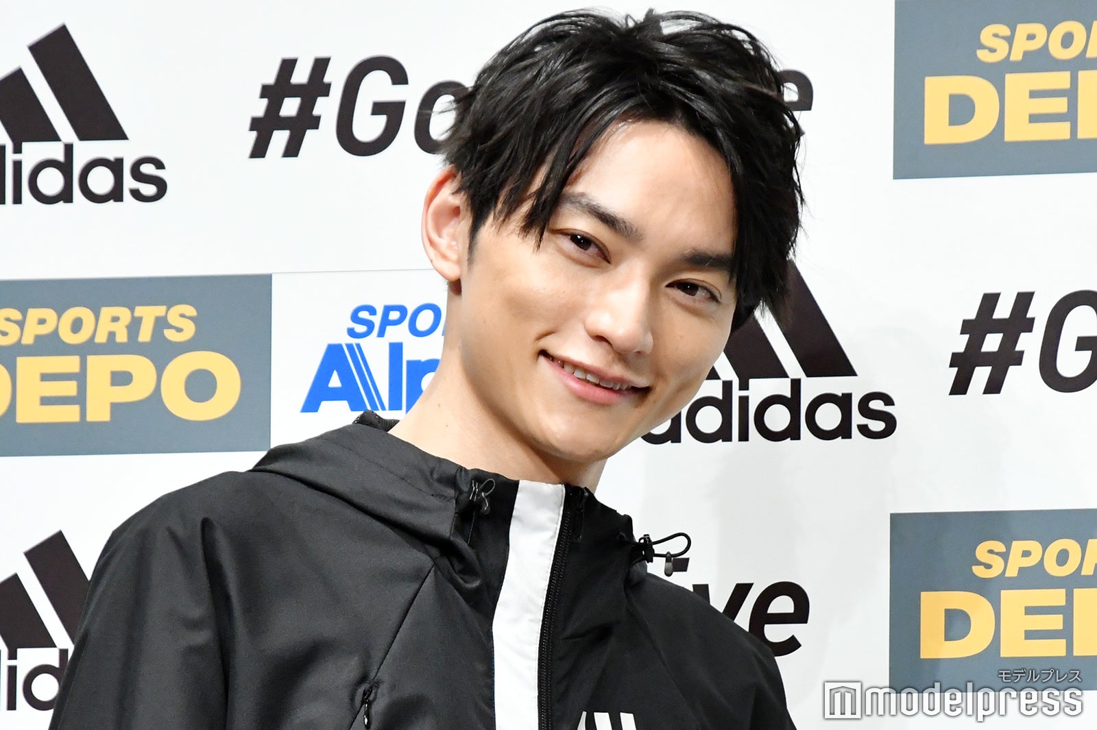 SKY-HI（C）モデルプレス