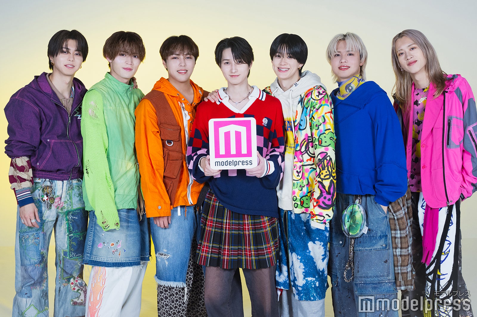BUDDiiS（左から）SEIYA、TAKUYA、KEVIN、YUMA、FUMINORI、SHOW、MORRIE（C）モデルプレス