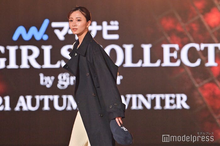 岡崎紗絵(C)モデルプレス