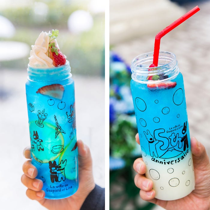 オリジナルクリアウォーターボトル付き ドリンク980円~(C)2018 Hachette Livr