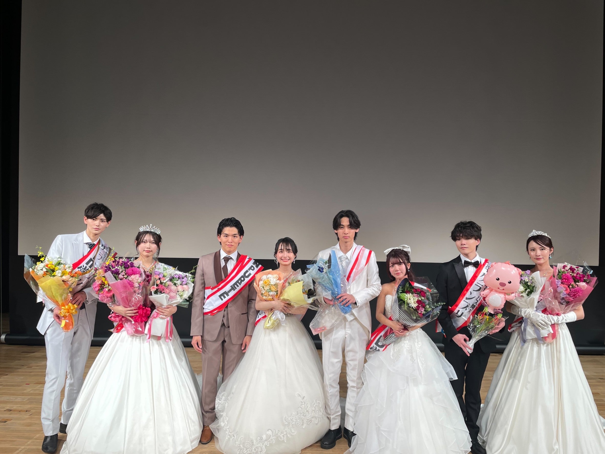 「ミスミスター関大コンテスト2023」ファイナリストたち（提供写真）