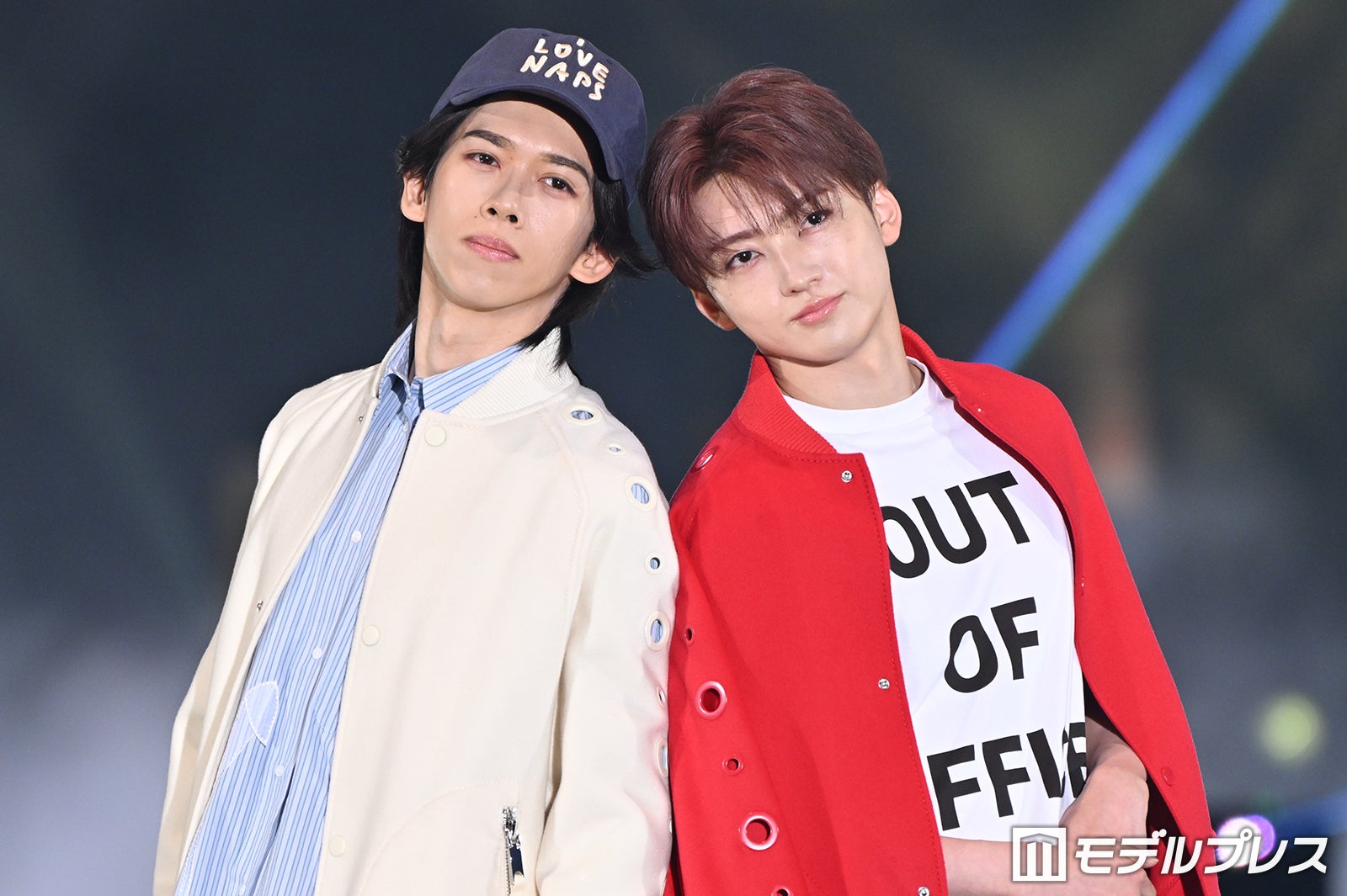 超特急リョウガ＆ユーキ、こなれファッションでペアランウェイ「見惚れた」「オーラすごい」と反響続々【ガルアワ2026SS】