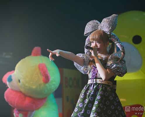 きゃりー、現地パリファンと「ファミリーパーティ」「つけまつける」を大合唱