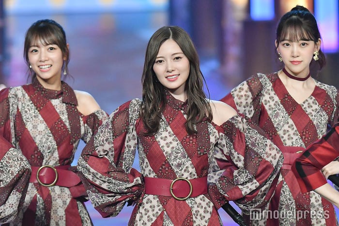 伊藤蘭×乃木坂46「年下の男の子」コラボステージ (C)モデルプレス