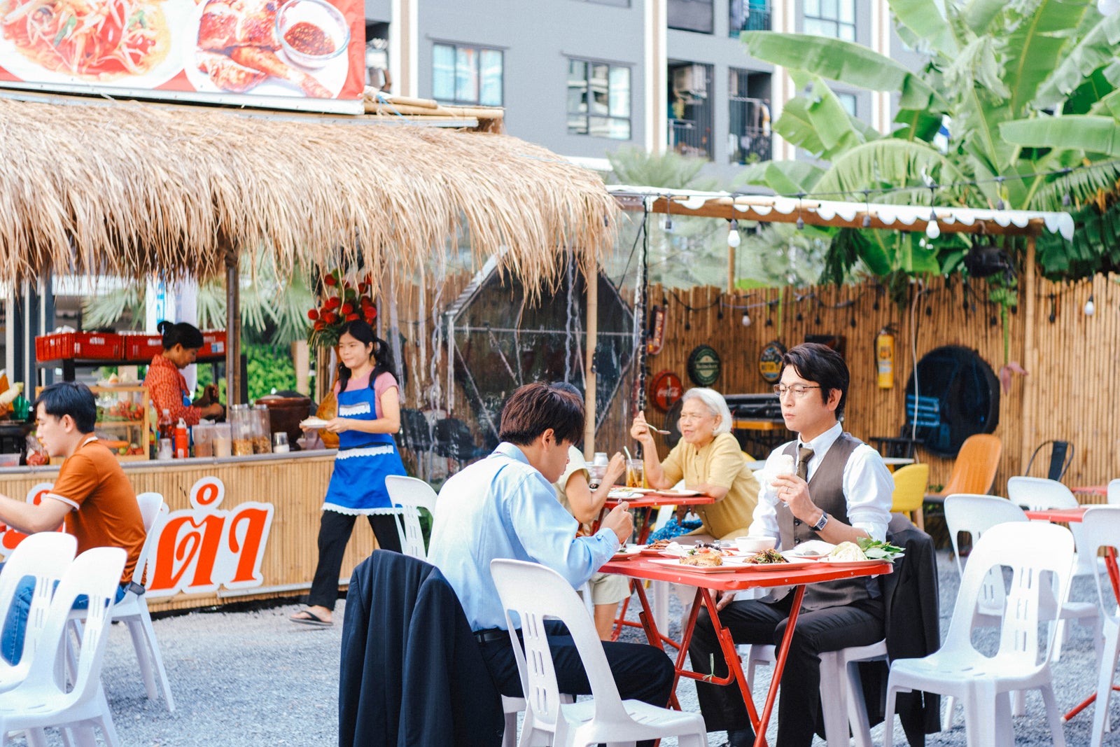 森崎ウィン、及川光博（C）2025「（LOVE SONG）」製作委員会