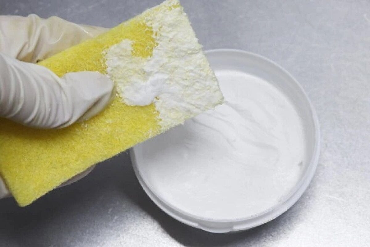 ダイソーの多目的クレンザーは頑固な汚れが落ちる