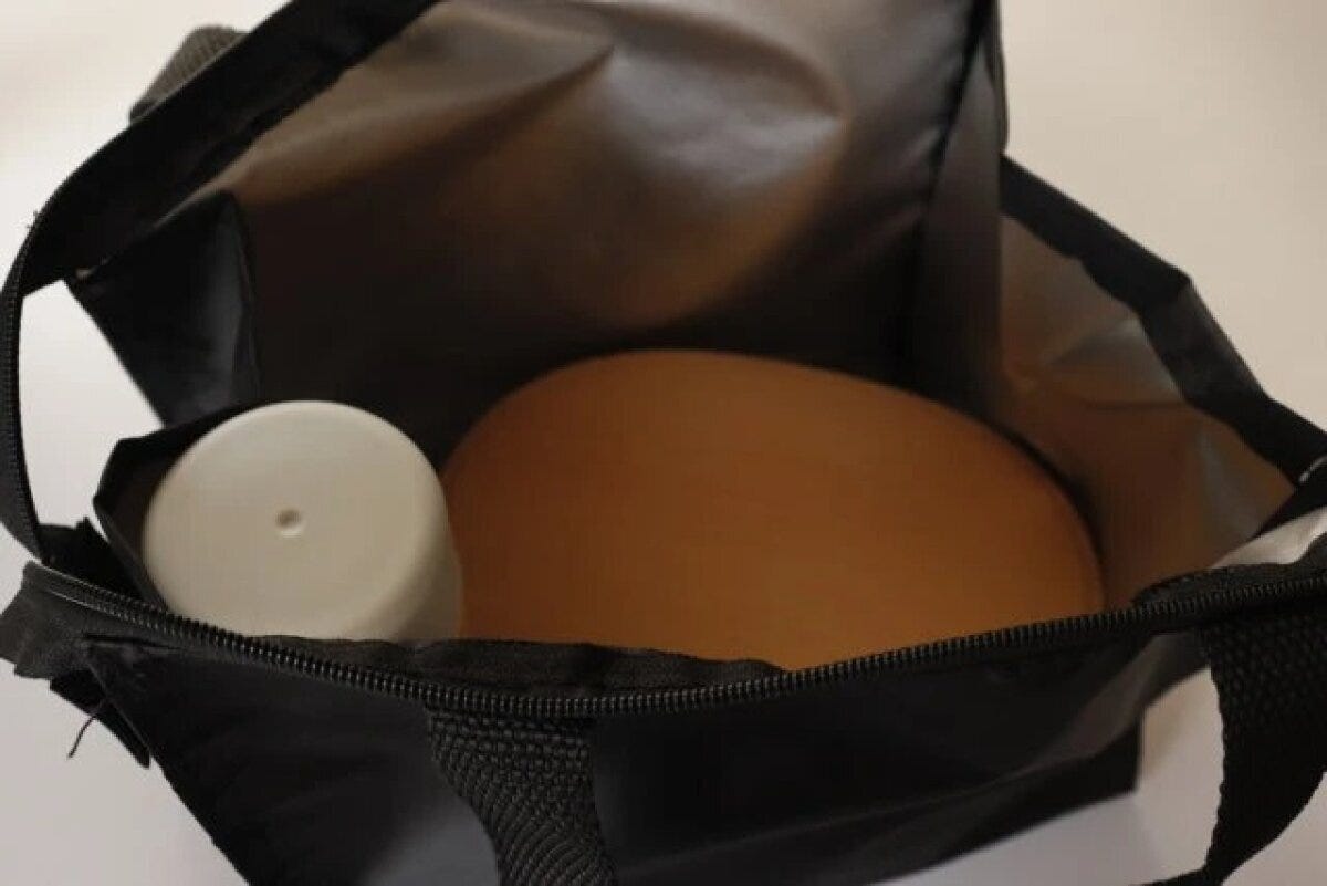 ダイソー 洗えるマチ広ランチバッグ 使用例 ダイソー 洗えるマチ広ランチバッグ 使用例